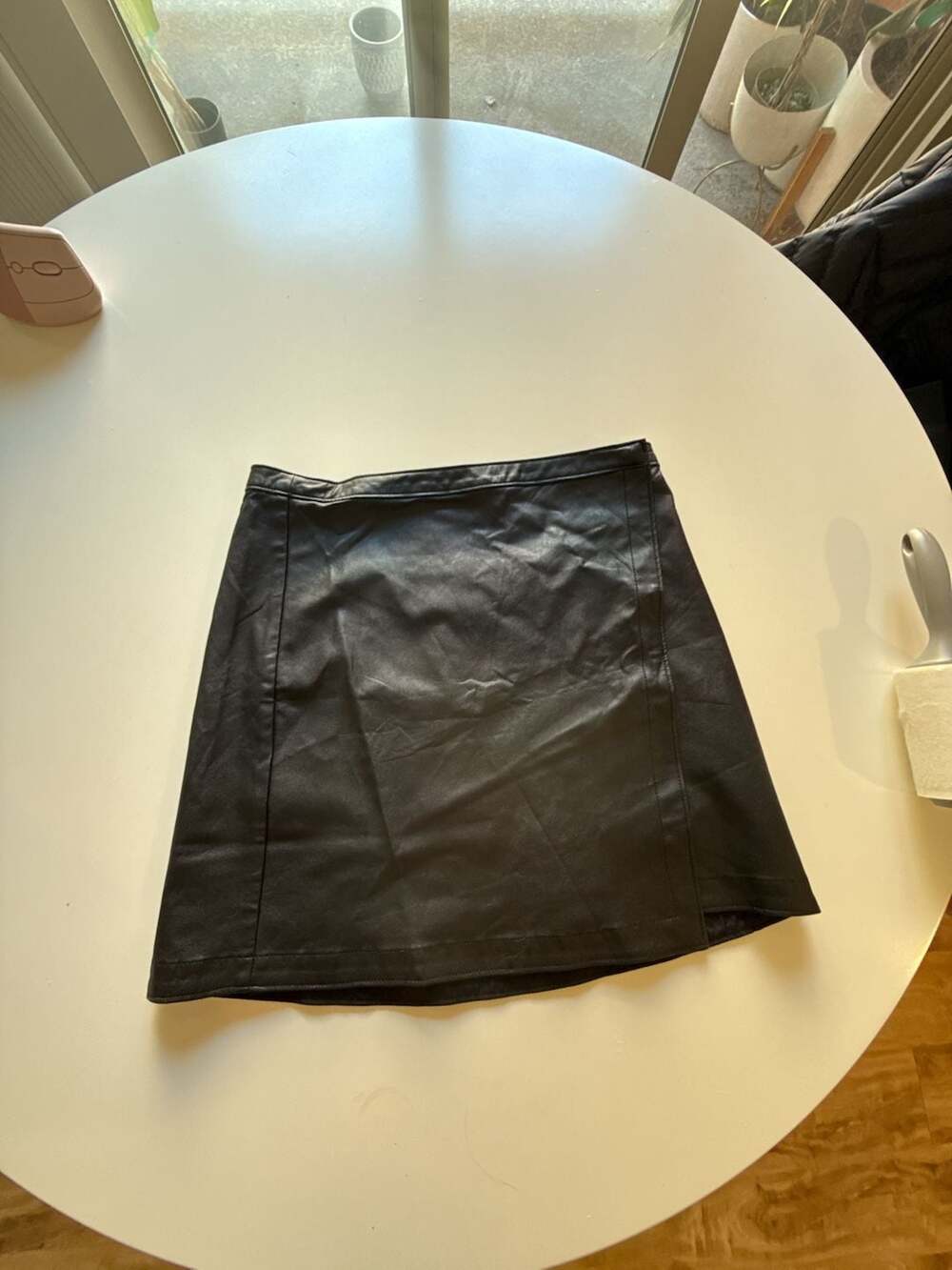 Abercrombie & Fitch Black Faux Leather Mini Skirt Size M